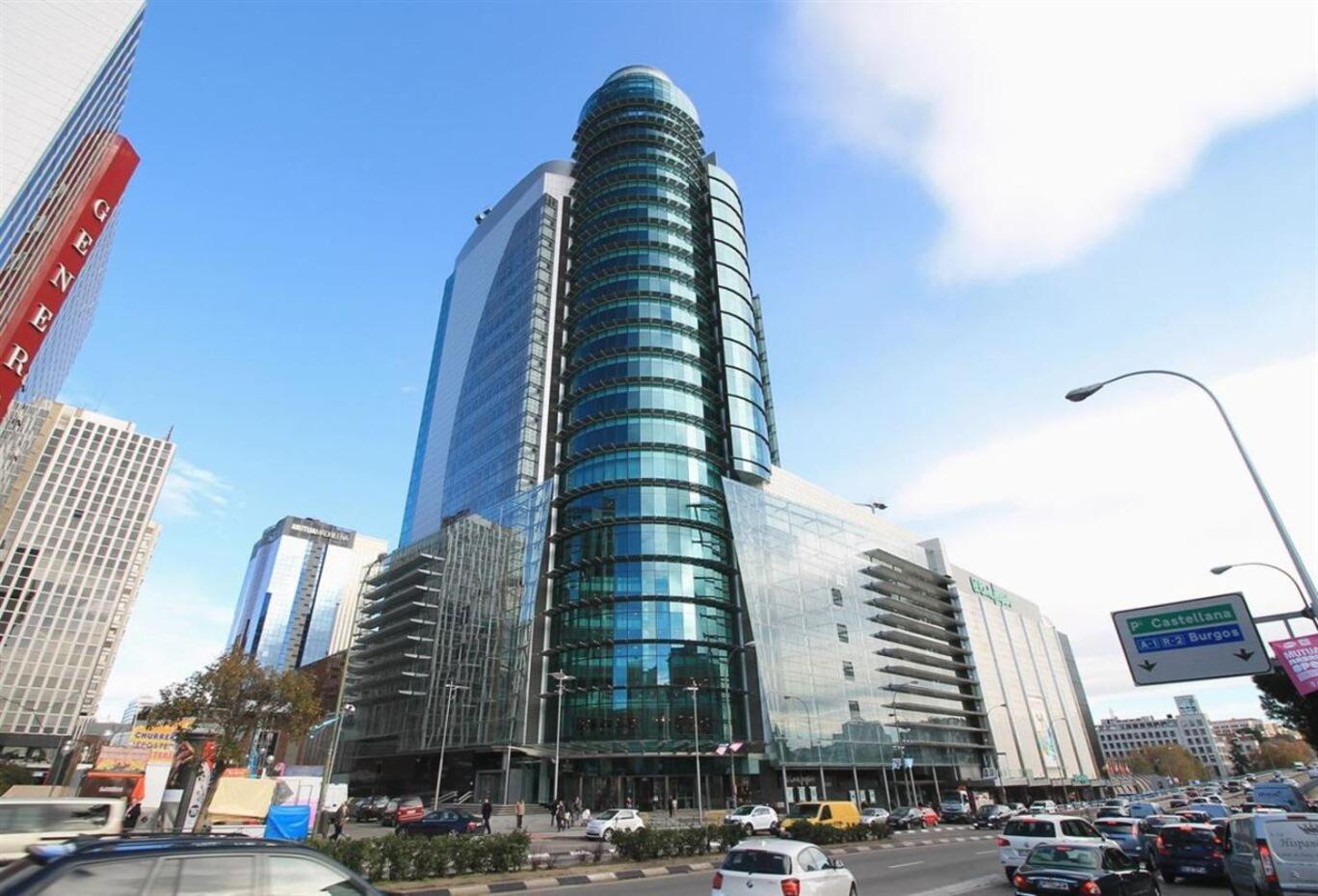 Apartament Jes B Close To Bernabeu Stadium Madrid Exterior foto